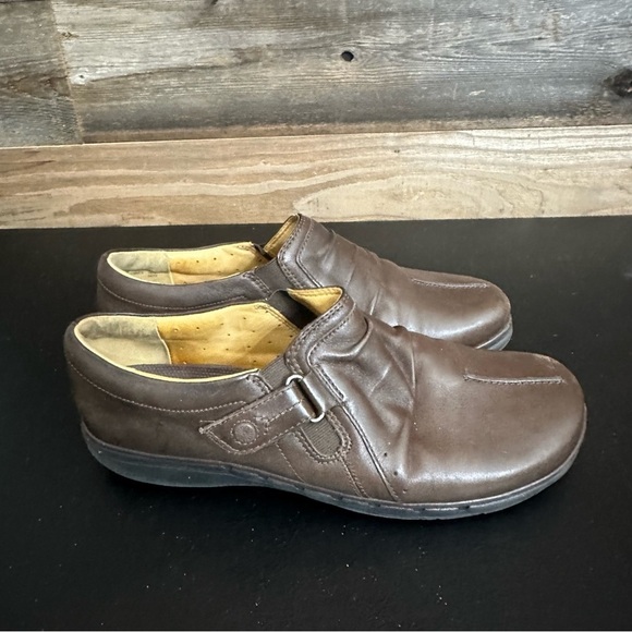 Clarks Unstructured Slip On Loafers Shoes Women’s 9M Brown Leather Casual Shoes - Picture 3 of 10